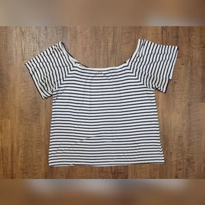FREE W BUNDLE Reitmans off shoulder t-shirt